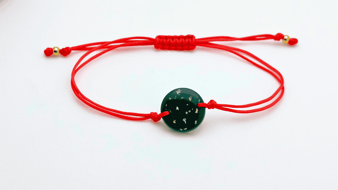 Bransoletka okrągła butelkowa zieleń z płatkami złota